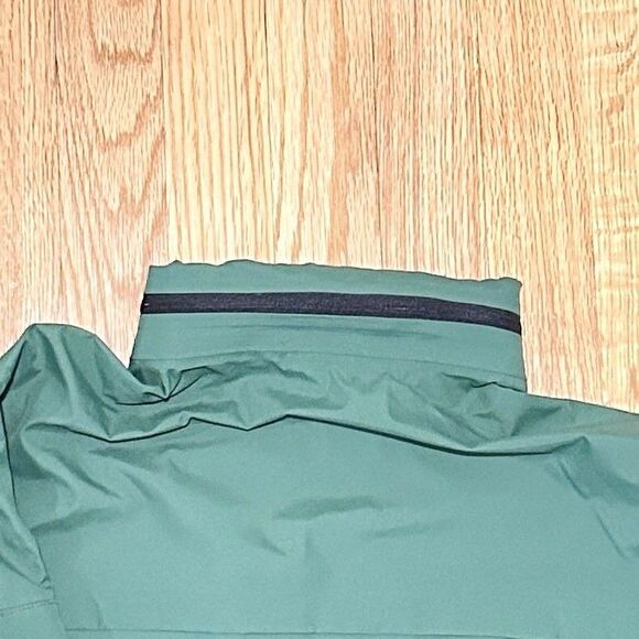 Nike Pro Elite Storm-FIT ADV Women’s Size S Green Pink 2023 Track & Field Jacket - Picture 8 of 11